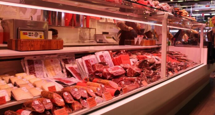 The D2C meat brands are extending their presence offline in smaller cities and towns.
