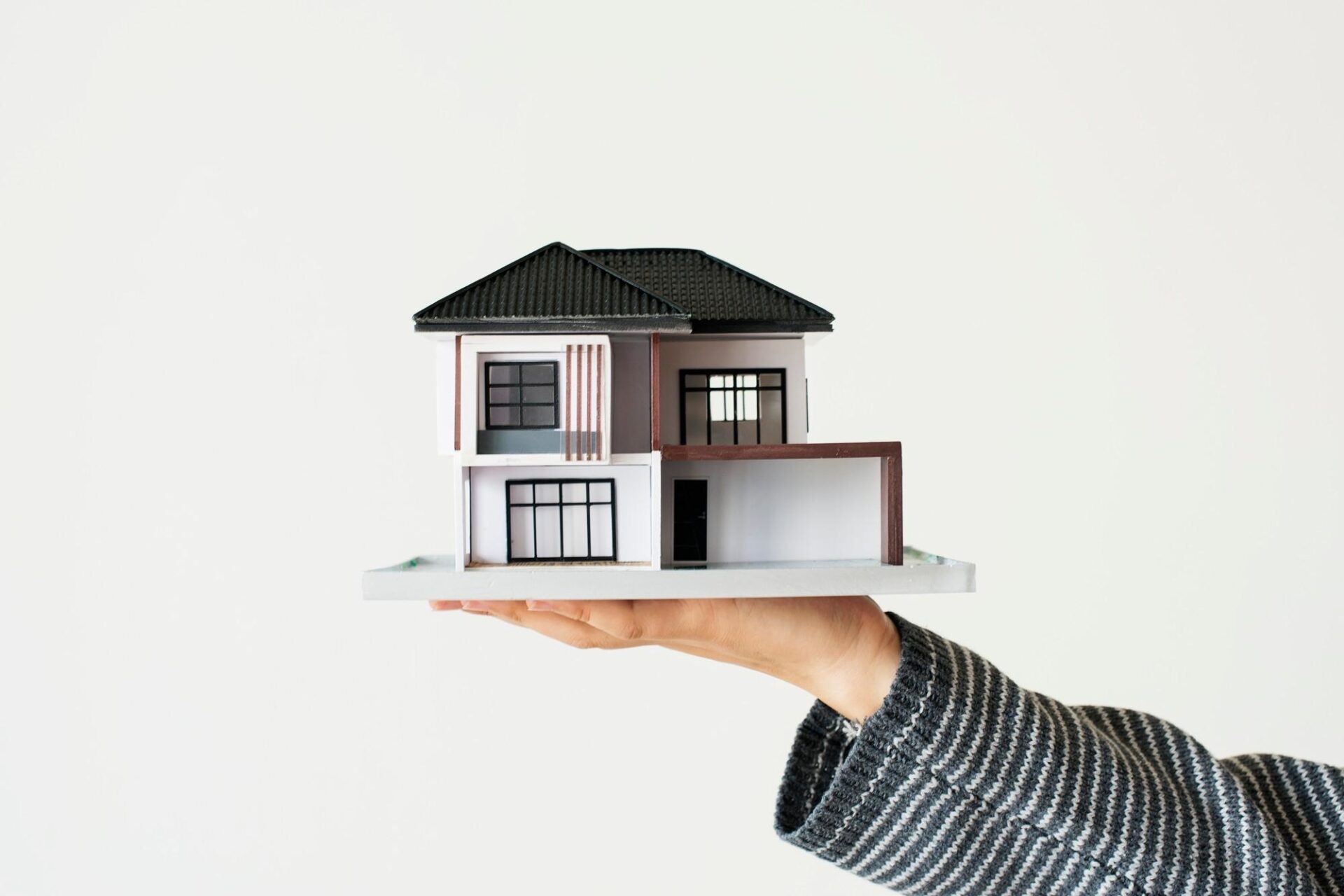PropTech is helping the real estate to digitalise homebuying with the help of technology.